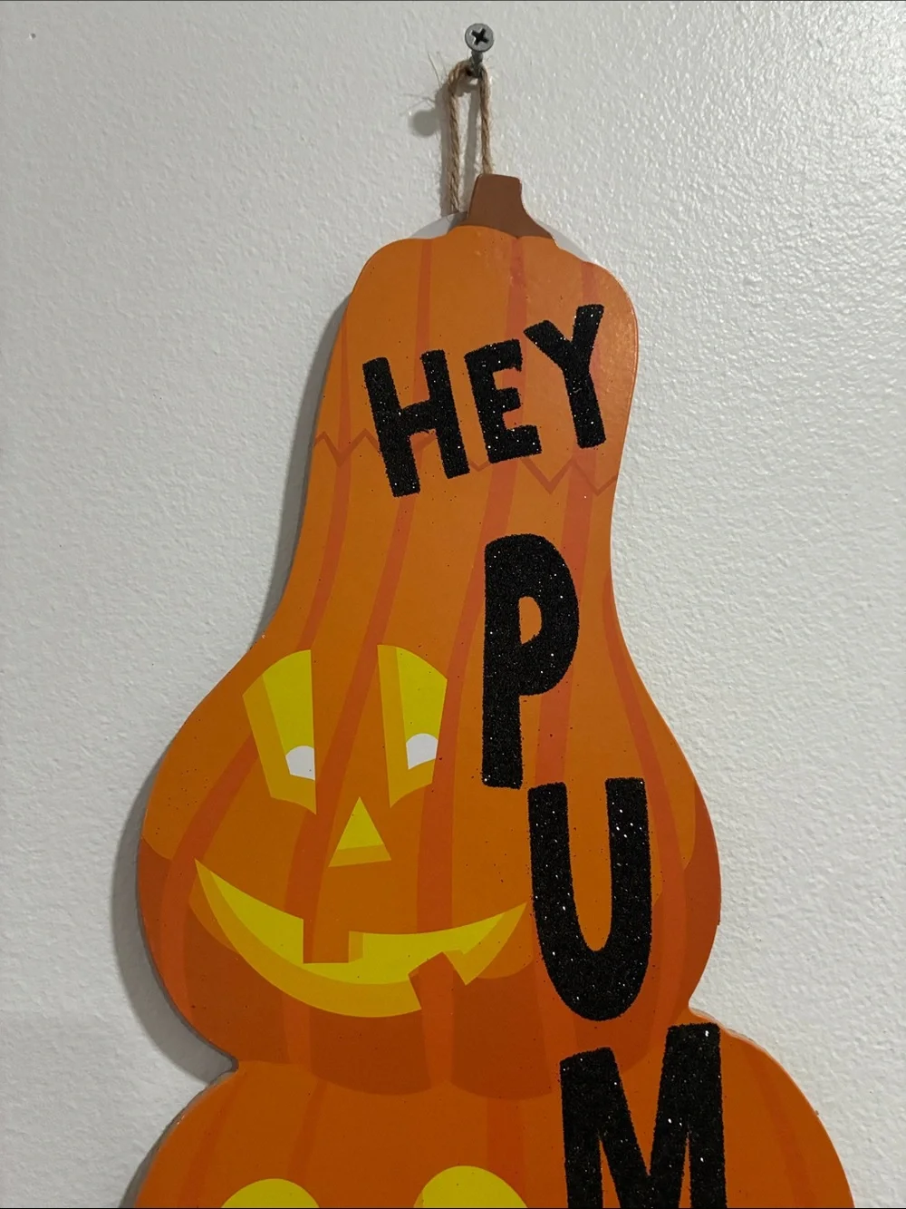 NWT- 24”- Glittered Hey Pumpkin- Triple Stacked Jack-O'-Lantern Wall Decor Sign